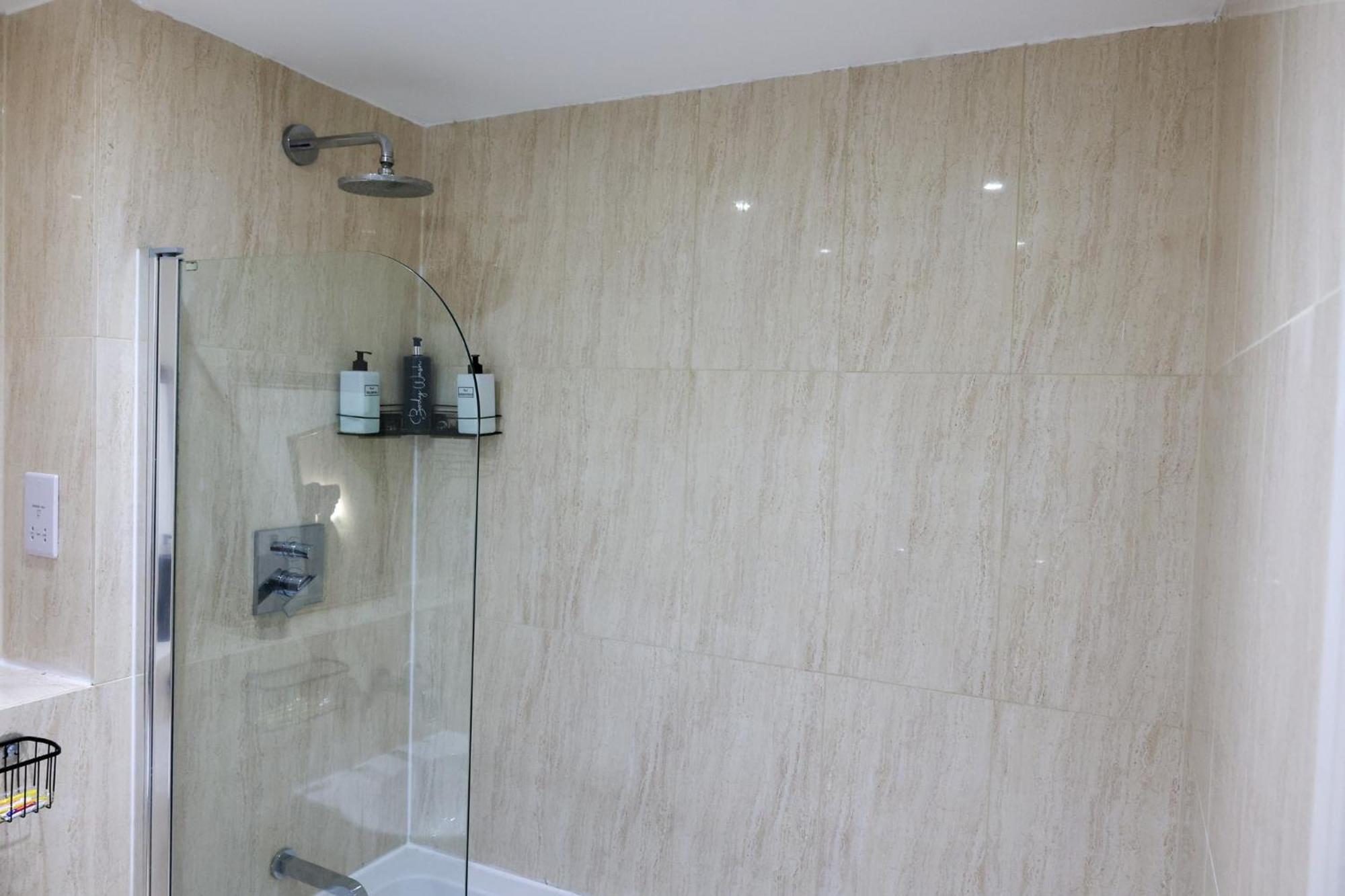 Centrally Located 1Br Apt Near Edg Cricket, University Of Bham, Priory Hospital & Cannon Hill Park Birmingham Kültér fotó