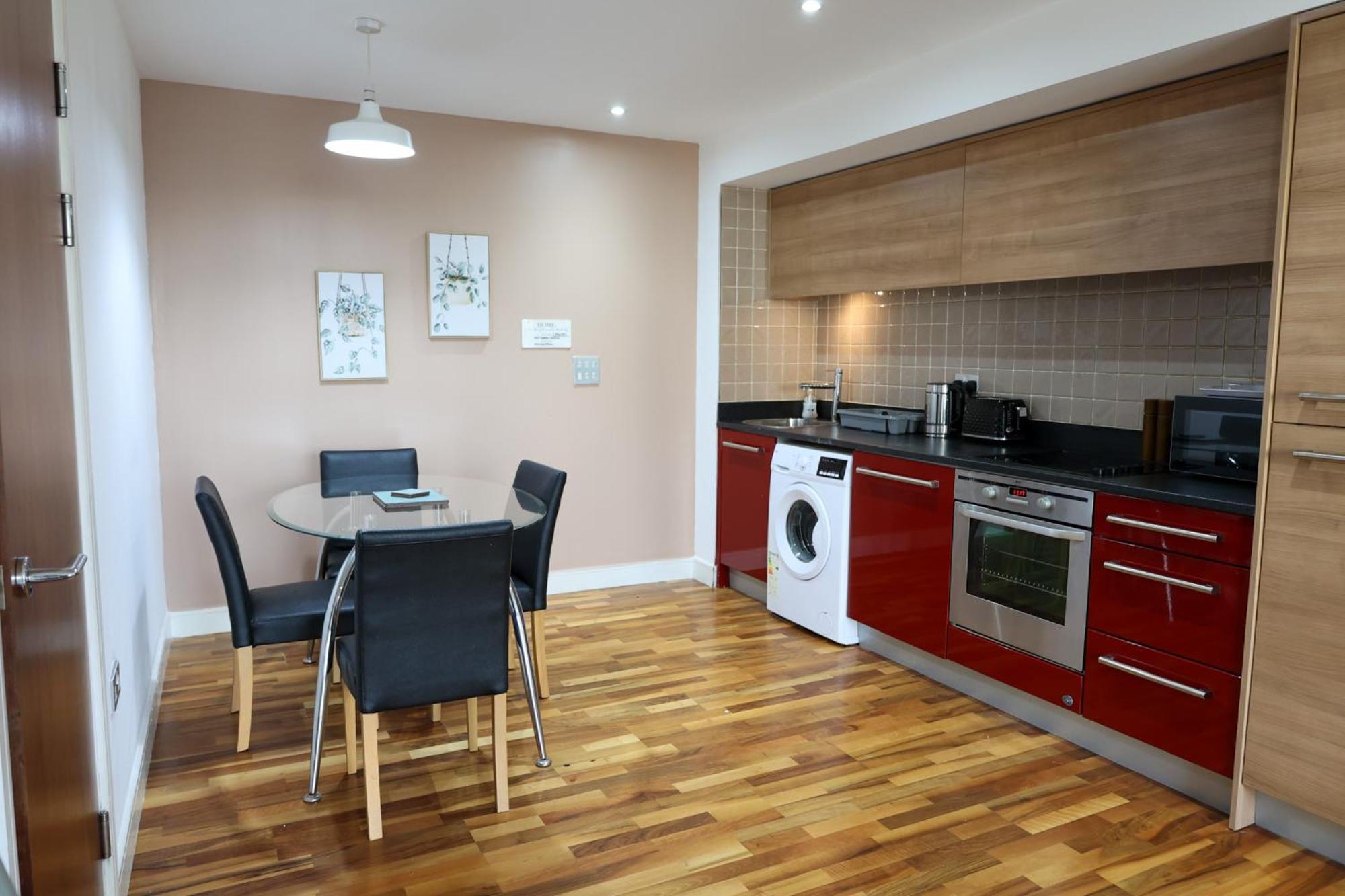 Centrally Located 1Br Apt Near Edg Cricket, University Of Bham, Priory Hospital & Cannon Hill Park Birmingham Kültér fotó